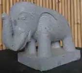 Artikelbild 2 des Artikels “Standing elephant made of Riverstone about 45cm length “